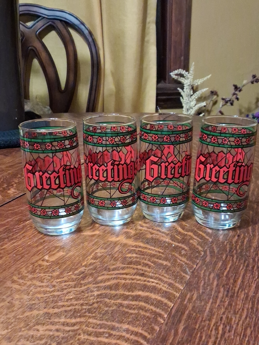 Set of 4 Vintage 'Greetings' Holiday Glasses - Red & Green